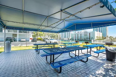 600 Parkview Dr #422(+DEN), Hallandale Beach, FL 33009 - Photo 15