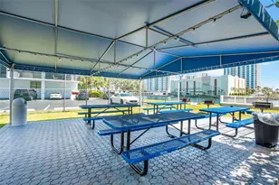 600 Parkview Dr, Hallandale Beach, FL 33009 - Photo 15