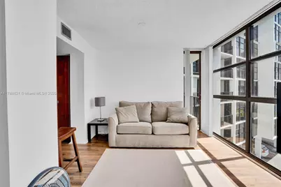 600 Parkview Dr #422(+DEN), Hallandale Beach, FL 33009 - Photo 21