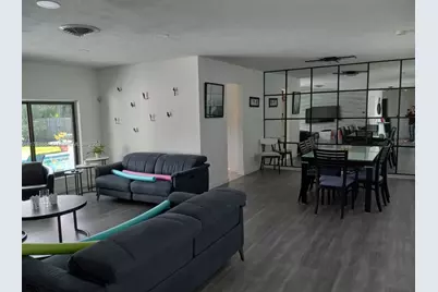 2020 NE 203rd St, Miami, FL 33179 - Photo 3