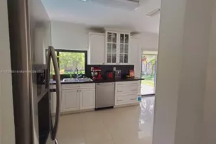 2020 NE 203rd St, Miami, FL 33179 - Photo 15