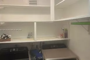 800 NE 195th St, Miami, FL 33179 - Photo 13