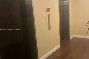 800 NE 195th St, Miami, FL 33179 - Photo 1