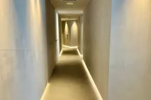 18555 Collins Ave, Sunny Isles Beach, FL 33160 - Photo 23