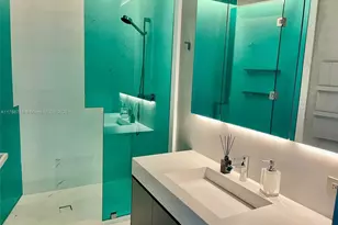 18555 Collins Ave, Sunny Isles Beach, FL 33160 - Photo 27