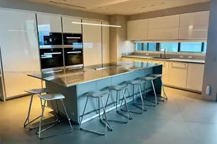 18555 Collins Ave, Sunny Isles Beach, FL 33160 - Photo 21