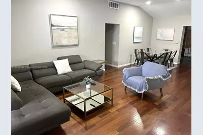 460 NW 88th Ter, El Portal, FL 33150 - Photo 11