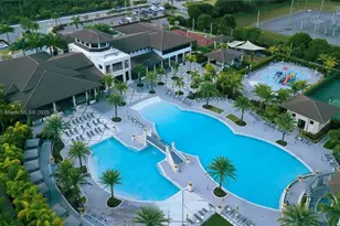 10620 NW 88th St, Doral, FL 33178 - Photo 17