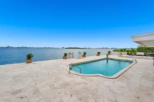 1990 NE 119th Rd, North Miami, FL 33181 - Photo 3