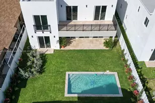 910 SW 24th Rd, Miami, FL 33129 - Photo 35