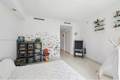 901 Brickell Key Blvd #1009, Miami, FL 33131 - Photo 17