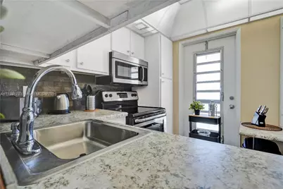 2671 S Course Dr #409, Pompano Beach, FL 33069 - Photo 23