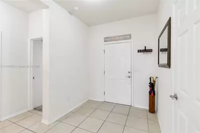 10860 79th St, E, Other City - In The State Of Florida, FL 34219 - Photo 5