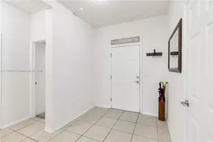 10860 79th St E, Other City - In The State Of Florida, FL 34219 - Photo 5