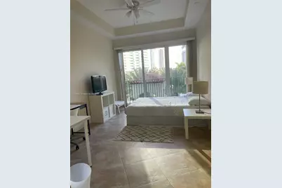 20000 E Country Club Dr #405, Aventura, FL 33180 - Photo 7
