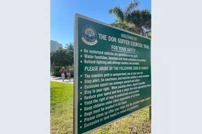 20000 E Country Club Dr #405, Aventura, FL 33180 - Photo 15