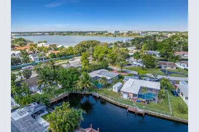 2020 NW 33rd Ct, Oakland Park, FL 33309 - Photo 1