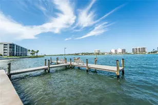 19800 Sandpointe Bay Dr, Tequesta, FL 33469 - Photo 27