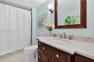 19800 Sandpointe Bay Dr, Tequesta, FL 33469 - Photo 31