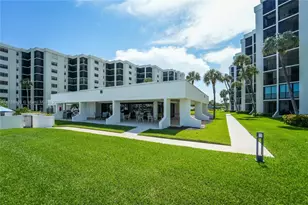 19800 Sandpointe Bay Dr, Tequesta, FL 33469 - Photo 25