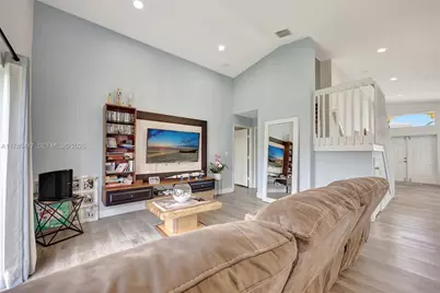 12113 SW 249th St, Homestead, FL 33032 - Photo 5