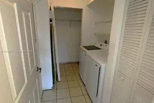 10217 NW 24th Pl, Sunrise, FL 33322 - Photo 9