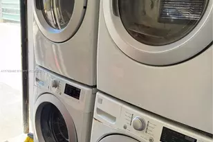 17051 NE 23rd Ave, North Miami Beach, FL 33160 - Photo 15