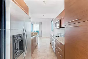 2641 N Flamingo Rd, Sunrise, FL 33323 - Photo 3