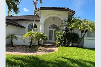 320 Windmill Palm Ave, Plantation, FL 33324 - Photo 5