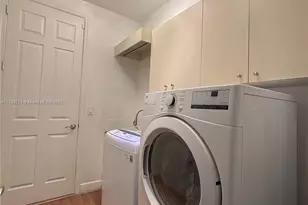 320 Windmill Palm Ave, Plantation, FL 33324 - Photo 37