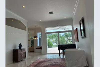 320 Windmill Palm Ave, Plantation, FL 33324 - Photo 15