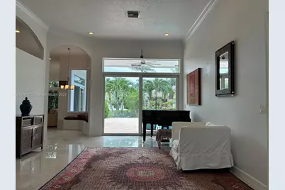 320 Windmill Palm Ave, Plantation, FL 33324 - Photo 11