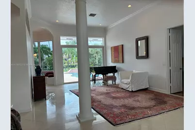 320 Windmill Palm Ave, Plantation, FL 33324 - Photo 13