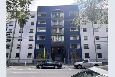 546 SW 1st St #611, Miami, FL 33130 - Photo 1