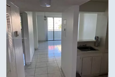 546 SW 1st St #611, Miami, FL 33130 - Photo 7