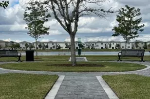 2620 SE 10th St, Homestead, FL 33035 - Photo 11