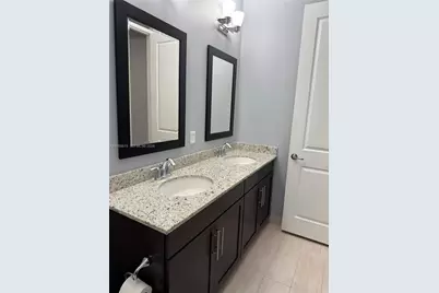 12463 NW 17th Ct, Pembroke Pines, FL 33028 - Photo 35