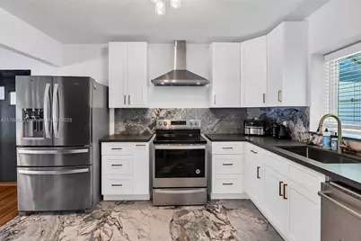 660 NE 121st St #660, Biscayne Park, FL 33161 - Photo 27