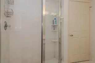 3530 Mystic Pointe Dr, Aventura, FL 33180 - Photo 21