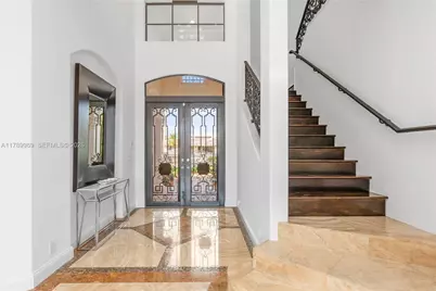 260 NE Wavecrest Ct, Boca Raton, FL 33432 - Photo 11