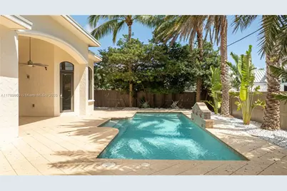 260 NE Wavecrest Ct, Boca Raton, FL 33432 - Photo 99