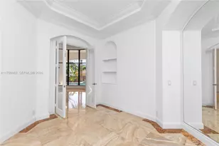 260 NE Wavecrest Ct, Boca Raton, FL 33432 - Photo 13