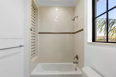 260 NE Wavecrest Ct, Boca Raton, FL 33432 - Photo 51