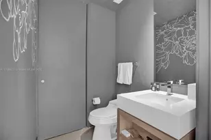 2201 Collins Ave, Miami Beach, FL 33139 - Photo 11