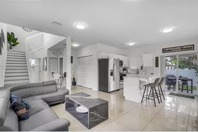 1426 NW 74th St, Miami, FL 33147 - Photo 3