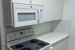 1001 NE 111th St, Biscayne Park, FL 33161 - Photo 5