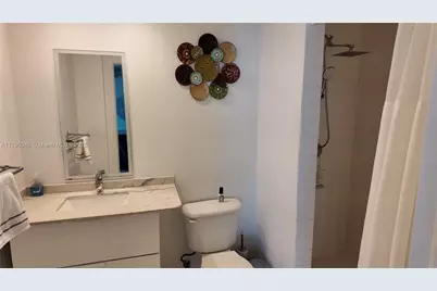 10 SW South River Dr #1603, Miami, FL 33130 - Photo 9