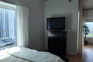 10 SW South River Dr, Miami, FL 33130 - Photo 11