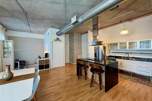 10 SW South River Dr, Miami, FL 33130 - Photo 5