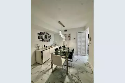 1200 SW 113th Ter #202, Pembroke Pines, FL 33025 - Photo 9